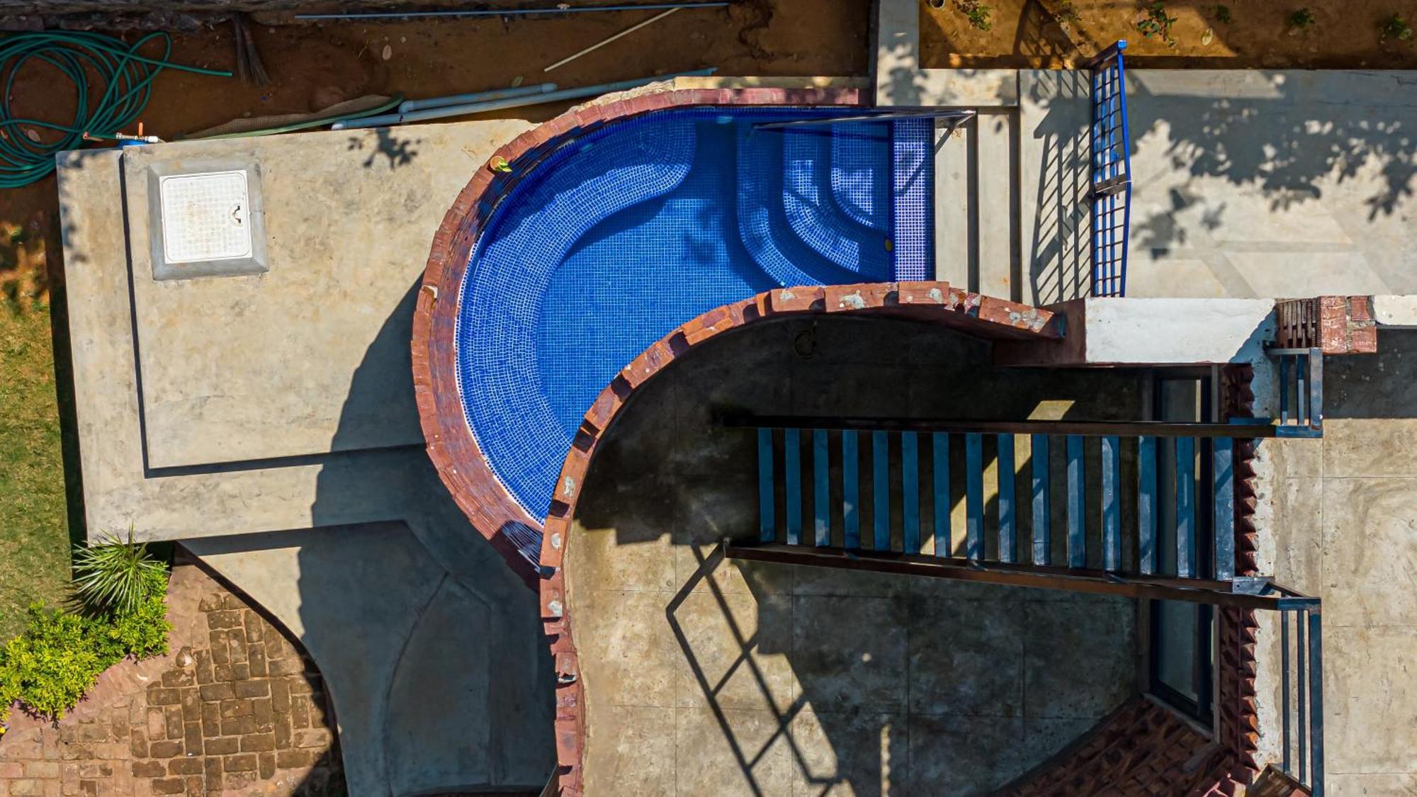 Pool Villa-House Of The Dancing Cactus Пондичери Екстериор снимка
