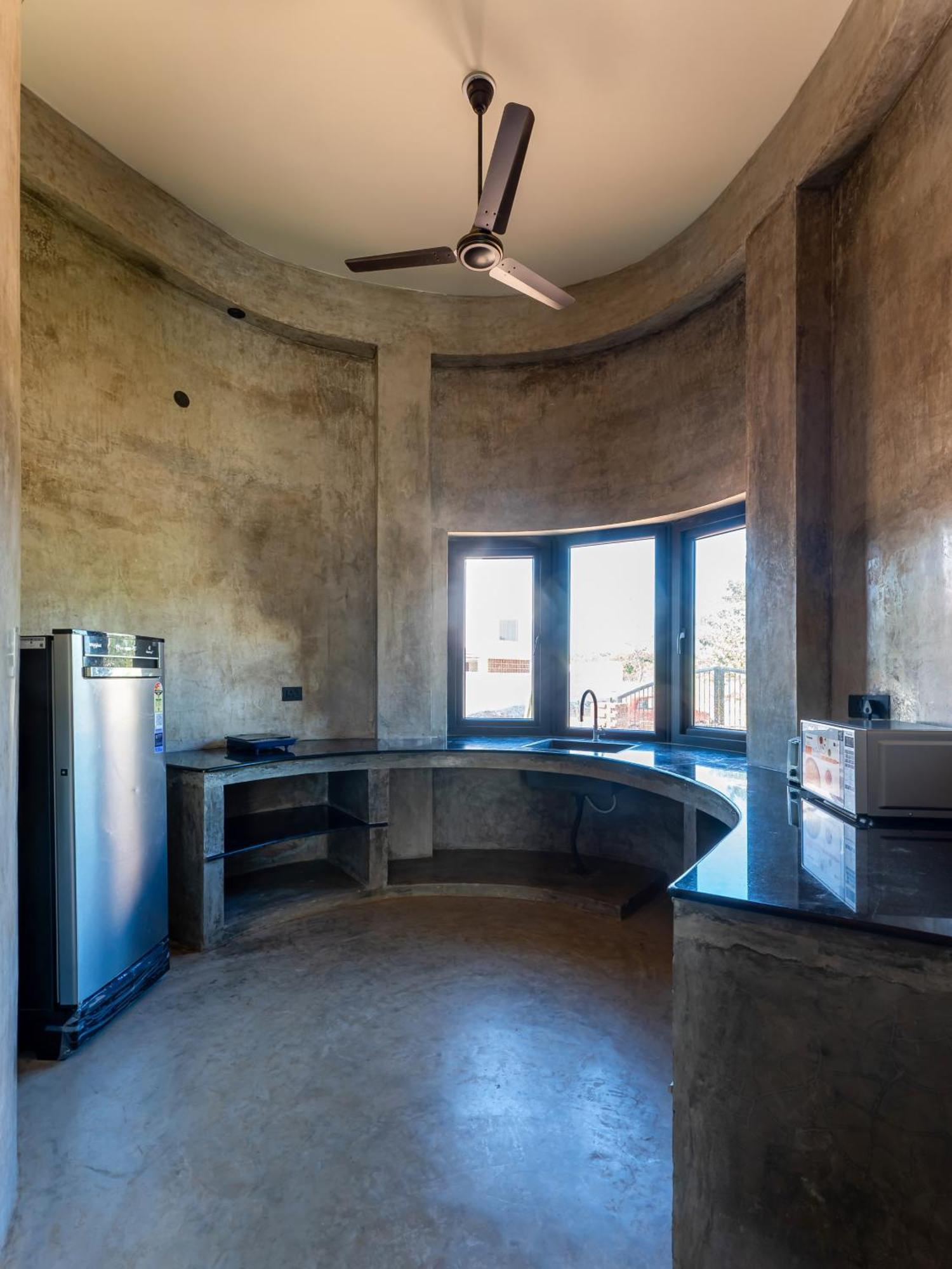 Pool Villa-House Of The Dancing Cactus Пондичери Екстериор снимка